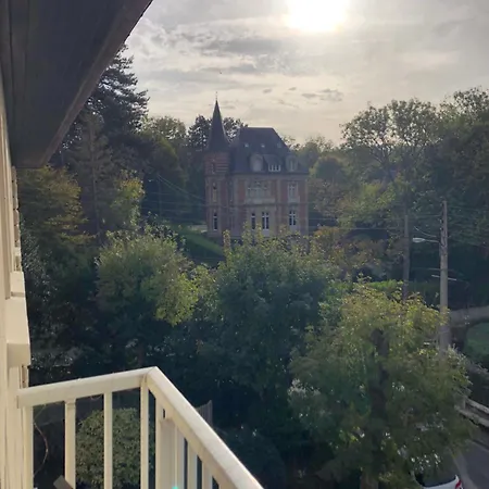 Les Pins Penches Apartamento *