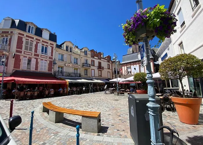 Les Pins Penches Daire