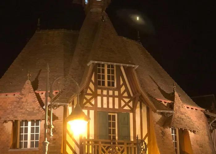 Les Pins Penches Daire *